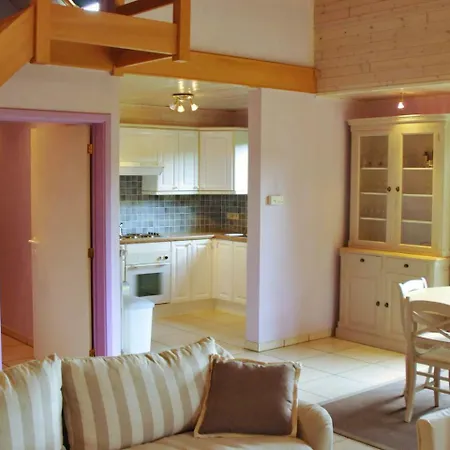 Holiday home Holiday Petite Eneille *